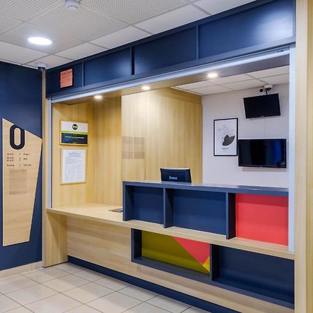 B&B Hotel Frejus Puget-Sur-Argens Bagian luar foto