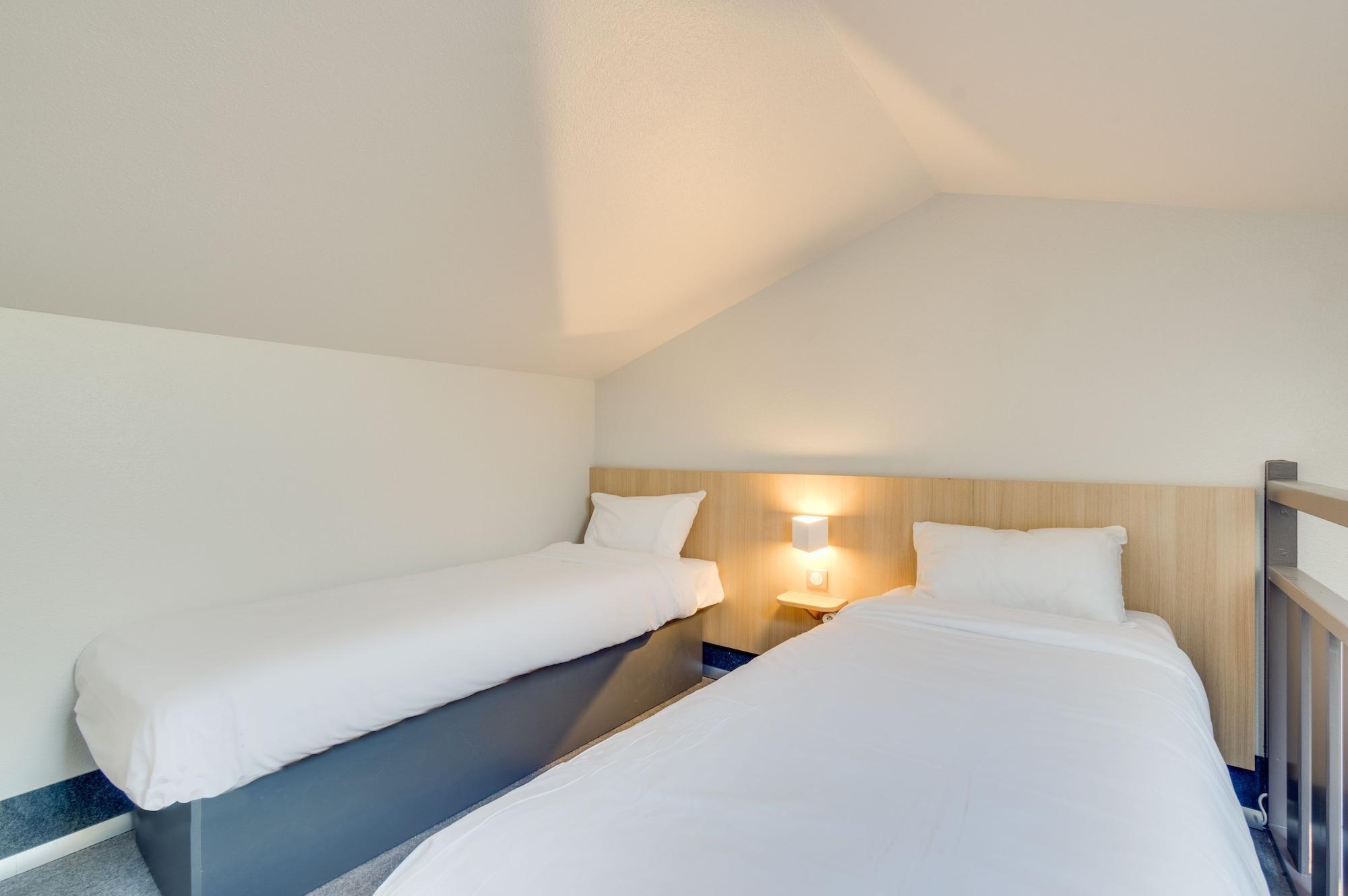 B&B Hotel Frejus Puget-Sur-Argens Bagian luar foto