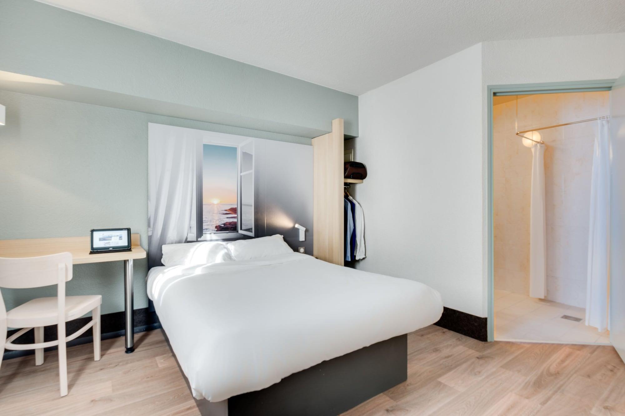 B&B Hotel Frejus Puget-Sur-Argens Bagian luar foto