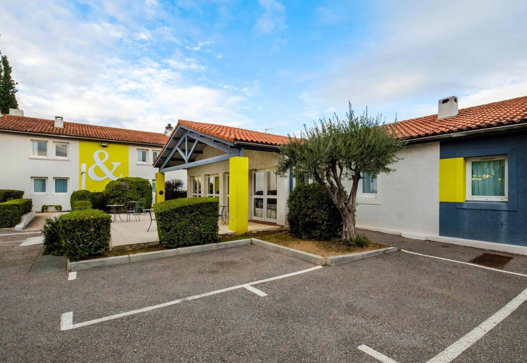 B&B Hotel Frejus Puget-Sur-Argens Bagian luar foto
