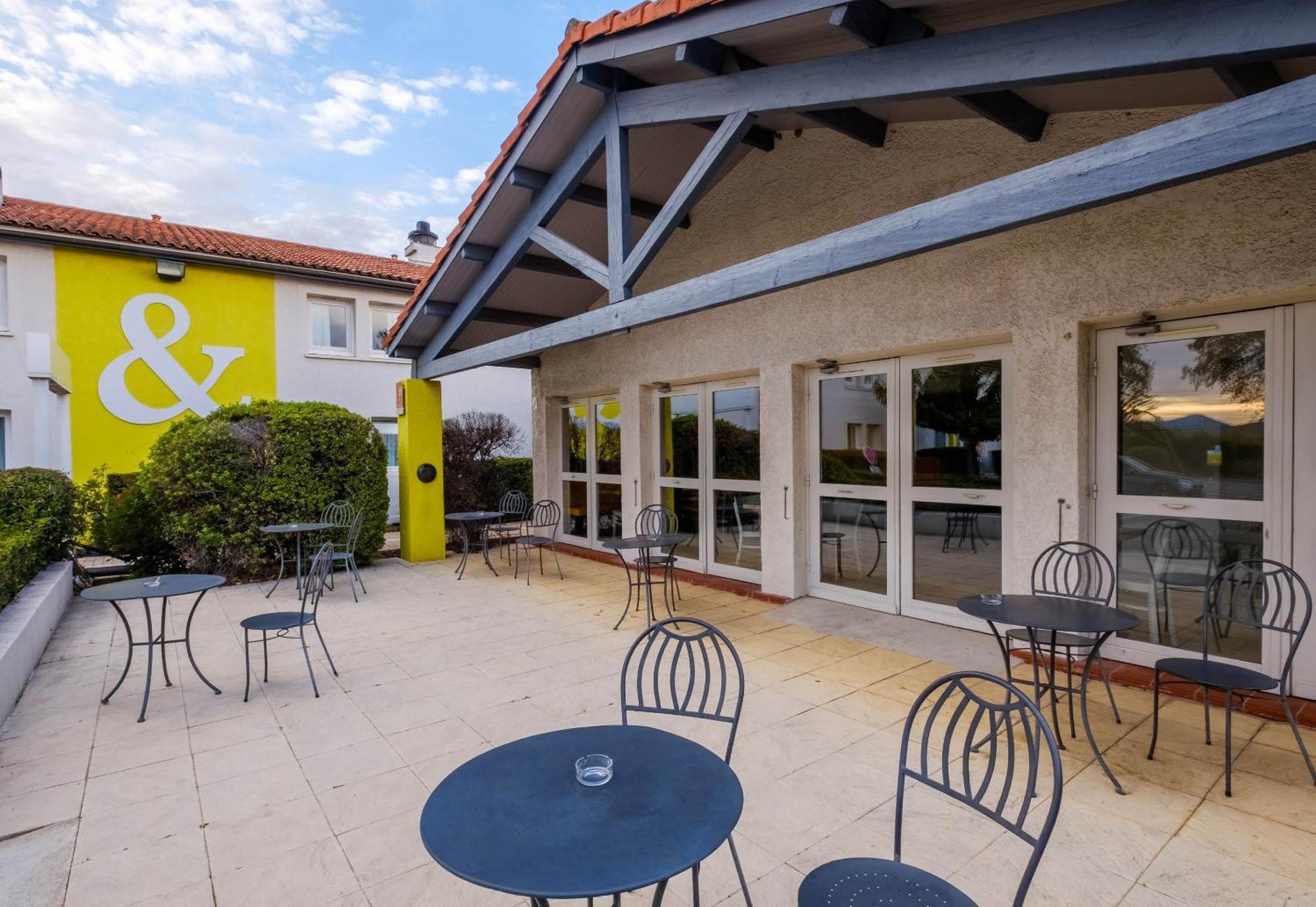B&B Hotel Frejus Puget-Sur-Argens Bagian luar foto