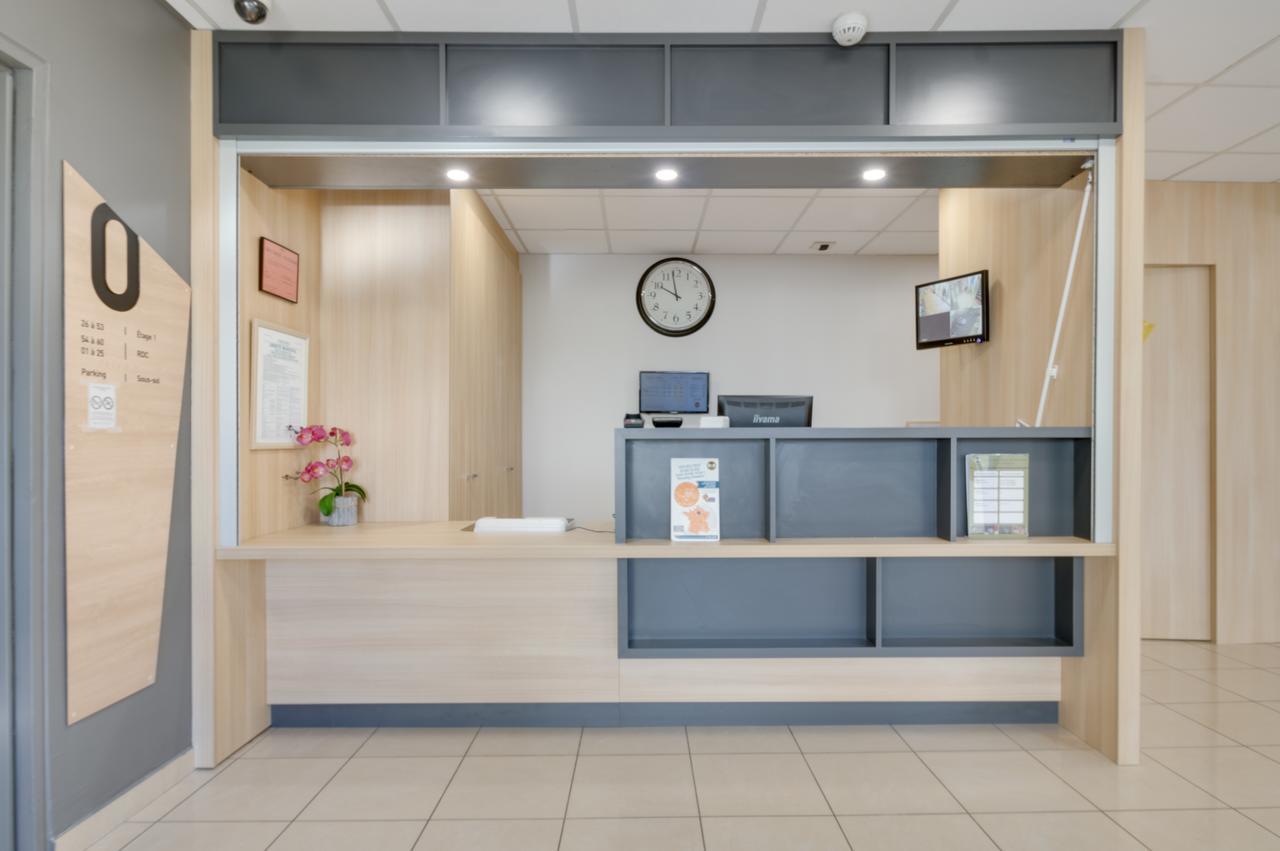 B&B Hotel Frejus Puget-Sur-Argens Bagian luar foto