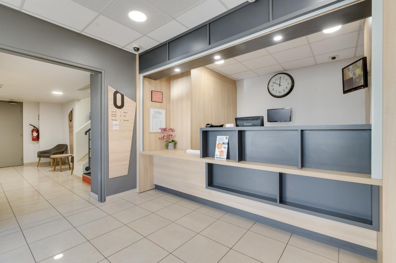 B&B Hotel Frejus Puget-Sur-Argens Bagian luar foto