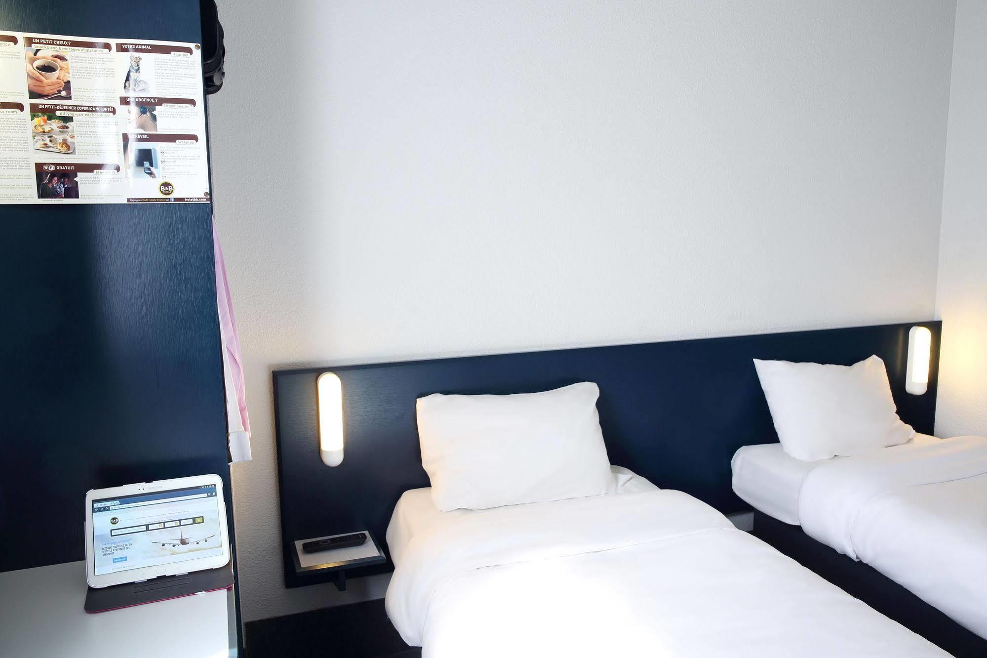 B&B Hotel Frejus Puget-Sur-Argens Bagian luar foto