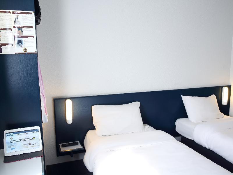 B&B Hotel Frejus Puget-Sur-Argens Bagian luar foto