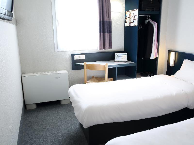 B&B Hotel Frejus Puget-Sur-Argens Bagian luar foto